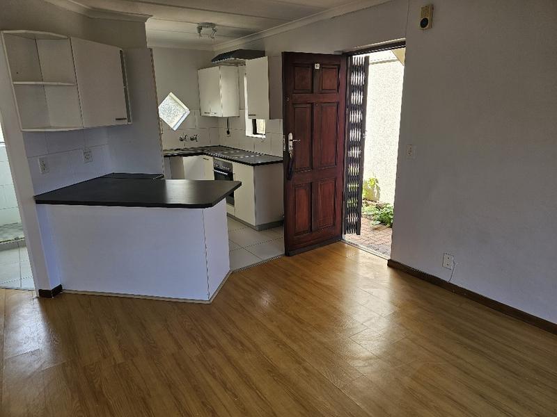 2 Bedroom Property for Sale in Parow North Western Cape